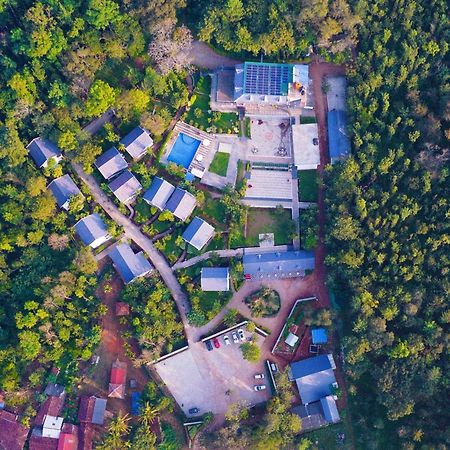 The Blossom Resort - Chikmagalur Bagian luar foto