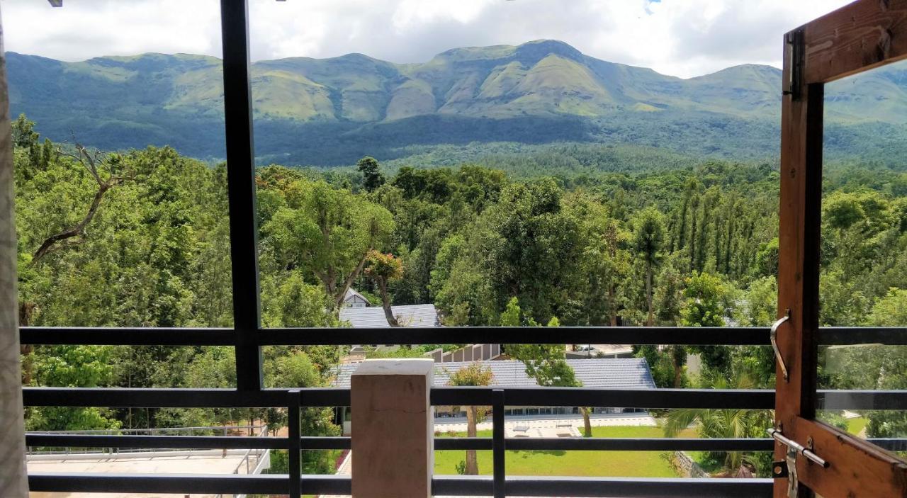 The Blossom Resort - Chikmagalur Bagian luar foto