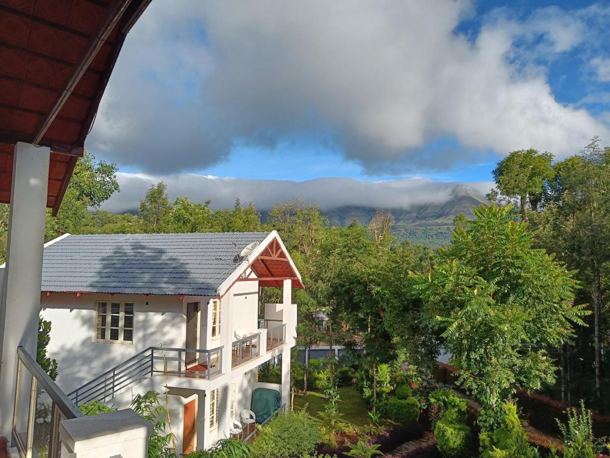 The Blossom Resort - Chikmagalur Bagian luar foto