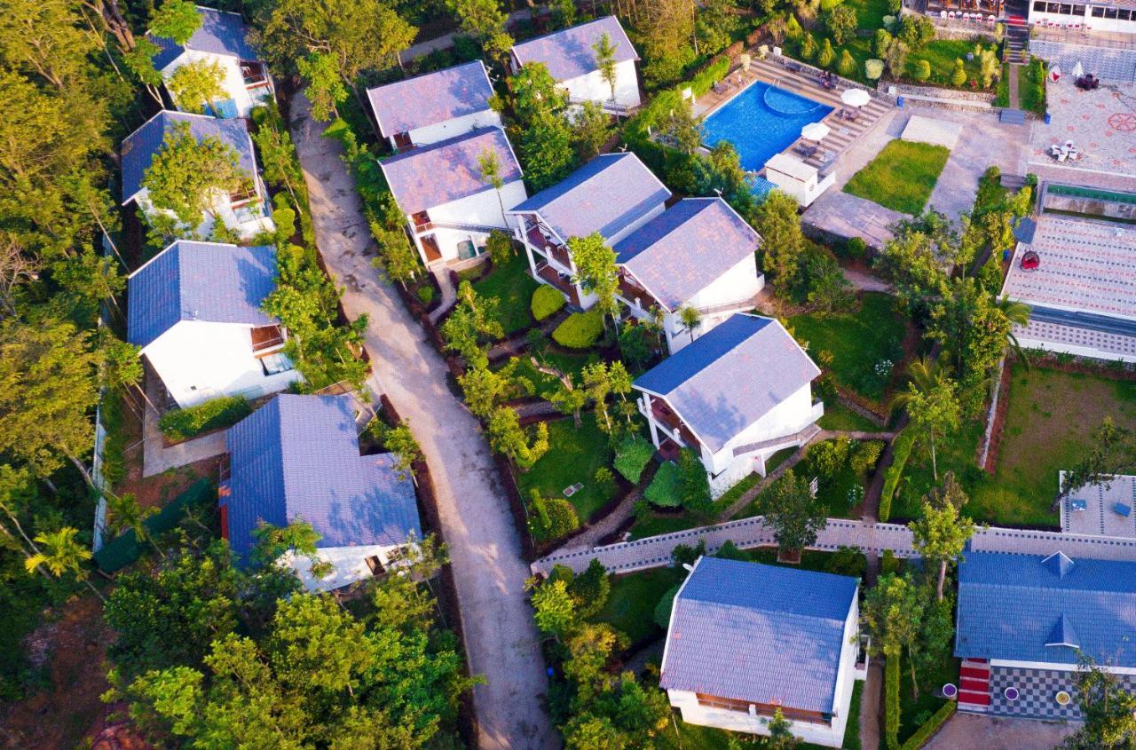 The Blossom Resort - Chikmagalur Bagian luar foto
